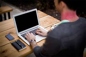 sindrome-cabeza-adelantada